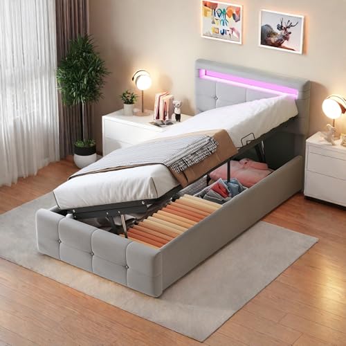 134812 1 wyibwy letto imbottito 90x200.jpg