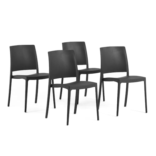 182164 1 siediti fuori e dentro sedie i.jpg